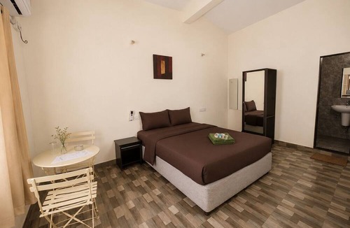 Fatona Hotel | Vinsons Cottages