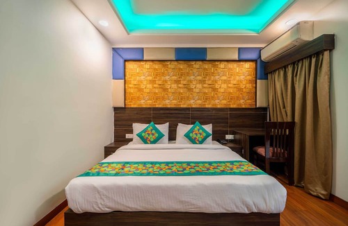 Dwarka Hotel | Treebo Marigold