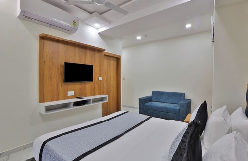 Vastrapur Hotel | Hotel Viva Inn