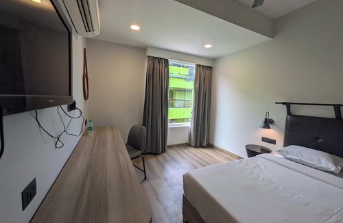 Noida Hotel | Comfort INN Grand - Kaushambi