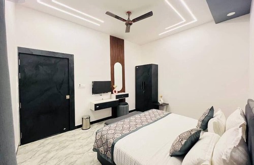 Jhalarapatan Hotel | Hotel Sawariya Royal Palace