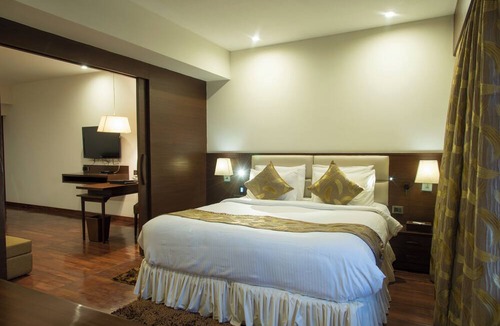 Bistupur Hotel | ALCOR HOTEL JAMSHEDPUR