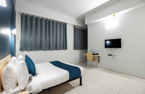 Santa Cruz Hotel | Flagship Seven Seas Guest House