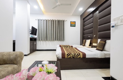 Karol Bagh Hotel | Hotel Red Castle 4 Star