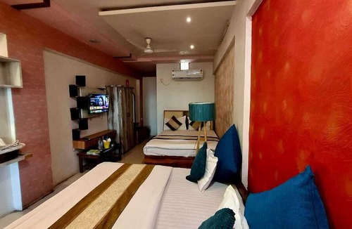 Ahmedabad Hotel | Hotel Krishna Ahmedabad