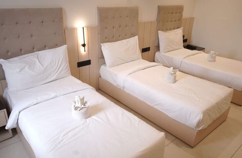 Bhilwara Hotel | CROWN PARK LUXURY HOTEL