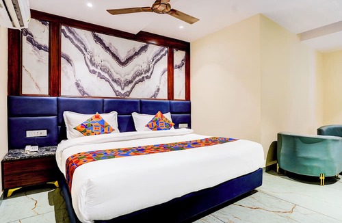 Azadpur Hotel | FabHotel D2 - Nr Ashok Vihar