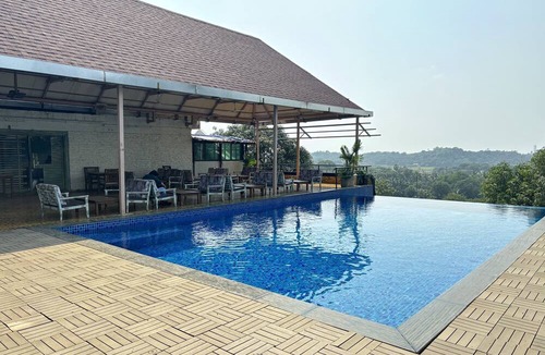 Uttan Hotel | Silverador Resort Club