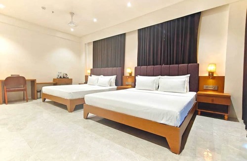 Somnath Hotel | Hotel S Crown Somnath