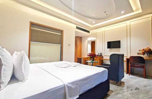 Somnath Hotel | Hotel S Crown Somnath