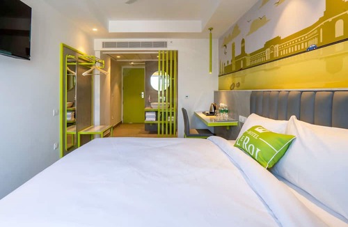 Dehradun Hotel | Hotel Le Roi Dehradun