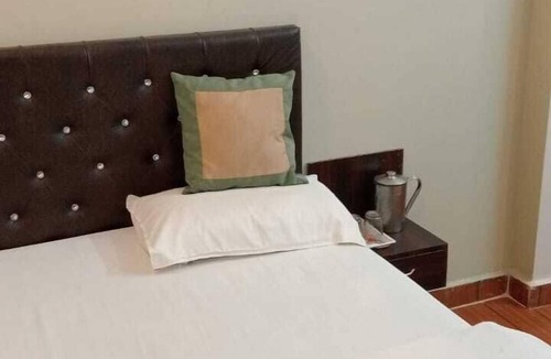 Bihta Hotel | Hotel Basera