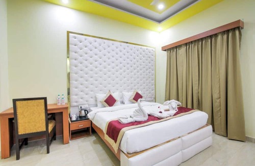 Greater Noida Hotel | Amit House