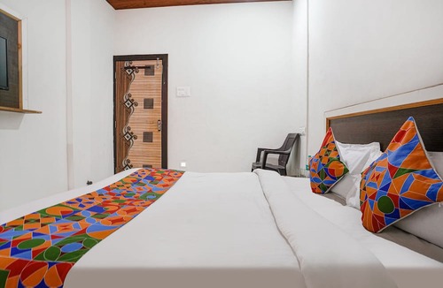 Nashik Hotel | Fabexpress Sai Lodging I