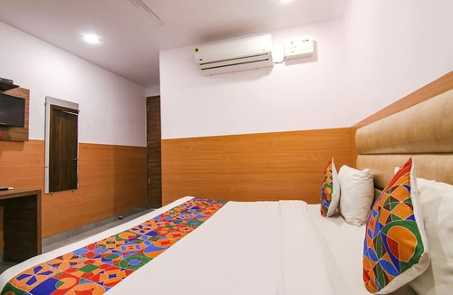 Jasola Hotel | Fabhotel Ssensse