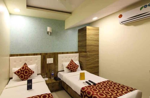 Jogeshwari West Hotel | Hotel Western Court