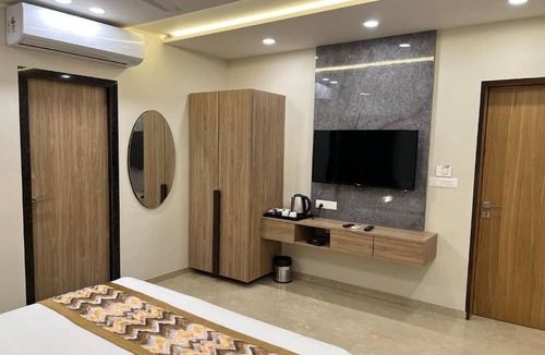 Nathdwara Hotel | Hotel Natham By Vrinda