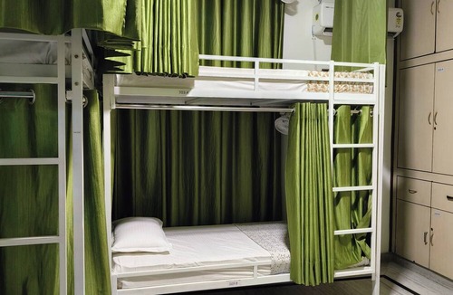 Bani Park Hotel | Ohh Hostler Jaipur
