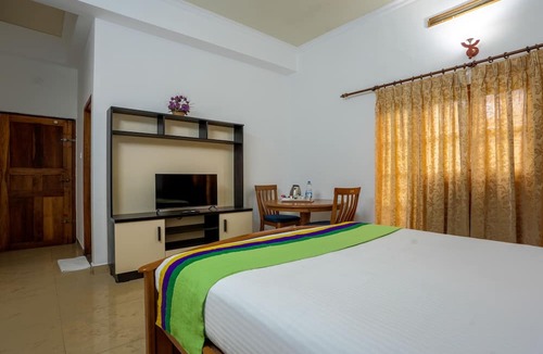 Chinnakanal Hotel | Itsy Hotels Classiyo Munnar Crown Resorts