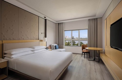 Surat Hotel | Surat Marriott Hotel
