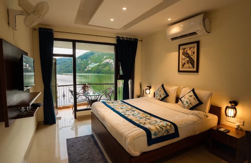 Bhimtal Hotel | The Lake Heritage @Bhimtal Lake