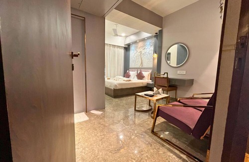 Malda Hotel | continental lodge