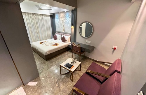 Malda Hotel | continental lodge