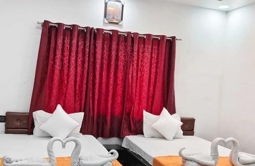 Nawada Hotel | Hotel Royal Orbit