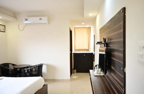 Juliasar Hotel | SBM Guest House