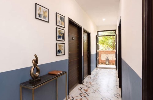 East of Kailash Hotel | Fabhotel Mohan Villa