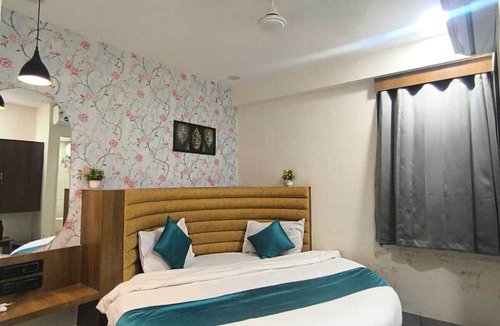 Vastrapur Hotel | Hotel Royal Villa