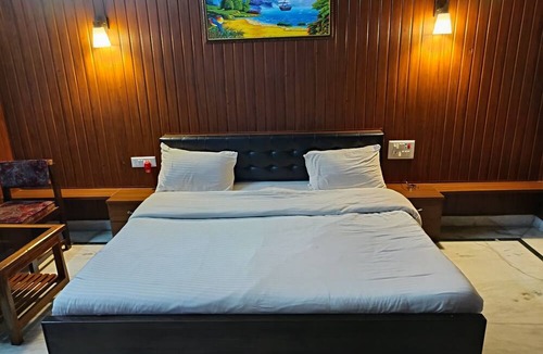 Naugarh Hotel | Hotel Satkar Palace Moradabad