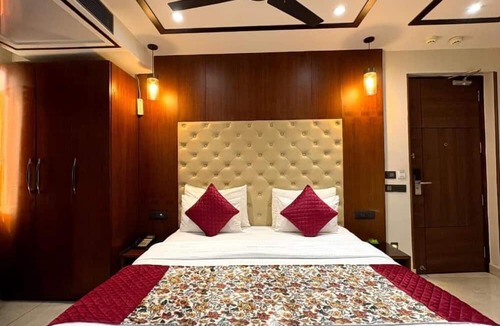 Paharganj Hotel | All Times Suites & Hotel - New Delhi