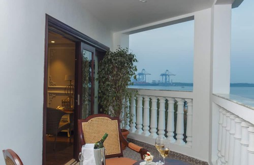 Kochi Hotel | Fragrant Nature Kochi