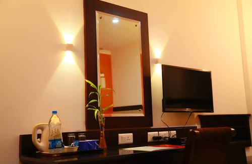 Mamangalam Hotel | The Dunes Continental