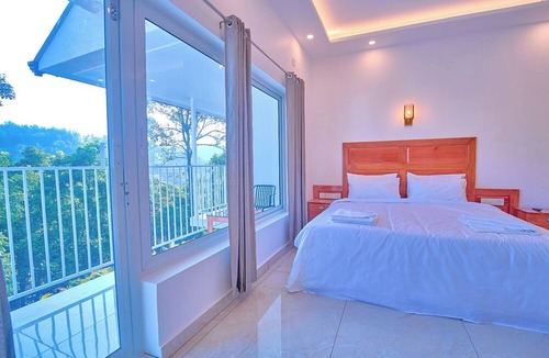 Pallivasal Hotel | Ice Cliff Munnar by VOYE HOMES