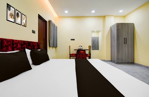Gorakhpur House | Classic With Balcony Taramandal