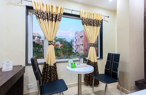 Kalighat Hotel | Treebo Trend Globe International