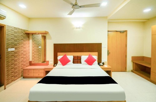 Gwalior Hotel | The Vinayak