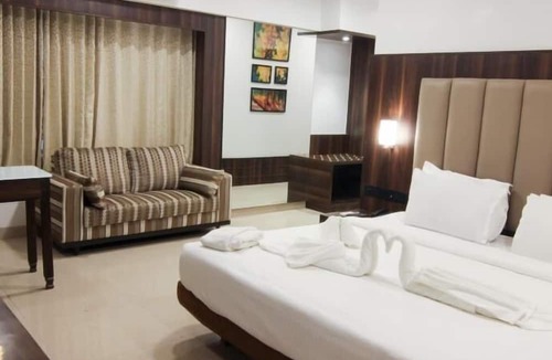 J B Nagar Hotel | Golden Chariot The Boutique Hotel