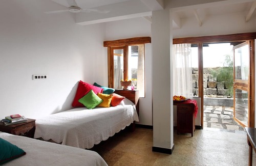 Kuzhuppilly Hotel | 36 Palms Boutique Retreat