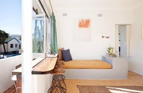 North Bondi Apartment | Sun-filled North Bondi Apartment moments to beach
