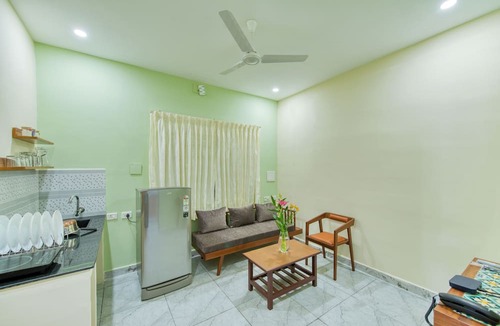 White Town Apartment | Perfect 1-bedroom apartment with AC in beautiful Puducherry