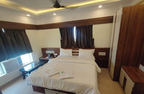Puri Apartment | Luxurious 1BHK flat with Jagannath temple and sea view from Balcony