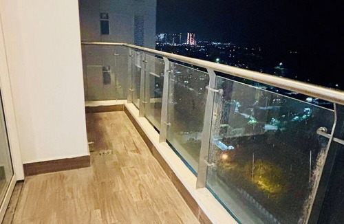 Bhangel Apartment | Cozy 2-bedroom apartment with AC in serene Noida