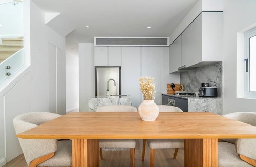 Balmain Apartment | Tranquil Haven in Balmain