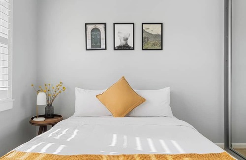 North Bondi Apartment | Oceans Embrace A Locals Haven at Bondi Beach
