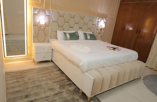 Pashim Vihar Villa | Rama Guest House | Private Jacuzzi | 5 Bedroom | Luxury Stay