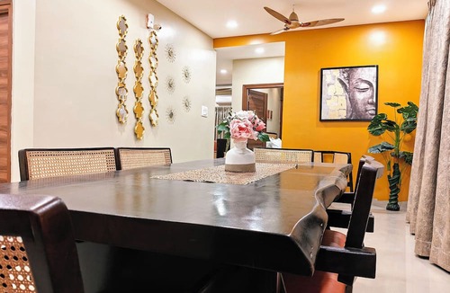 Banjara Hills Apartment | 3bhk in Banjara Hills. Close to Rainbow Hospital, LVPEI, Virinchi Hospital,