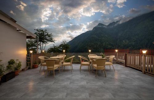 Banjar Hotel | Echor Mountain Crest Jibhi